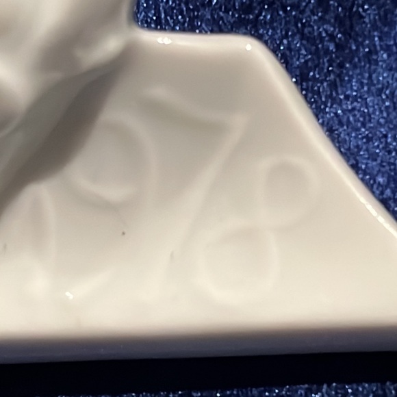 1978 Haviland Christmas ornament France "Sledding Angel" Discontinued - Picture 5 of 10